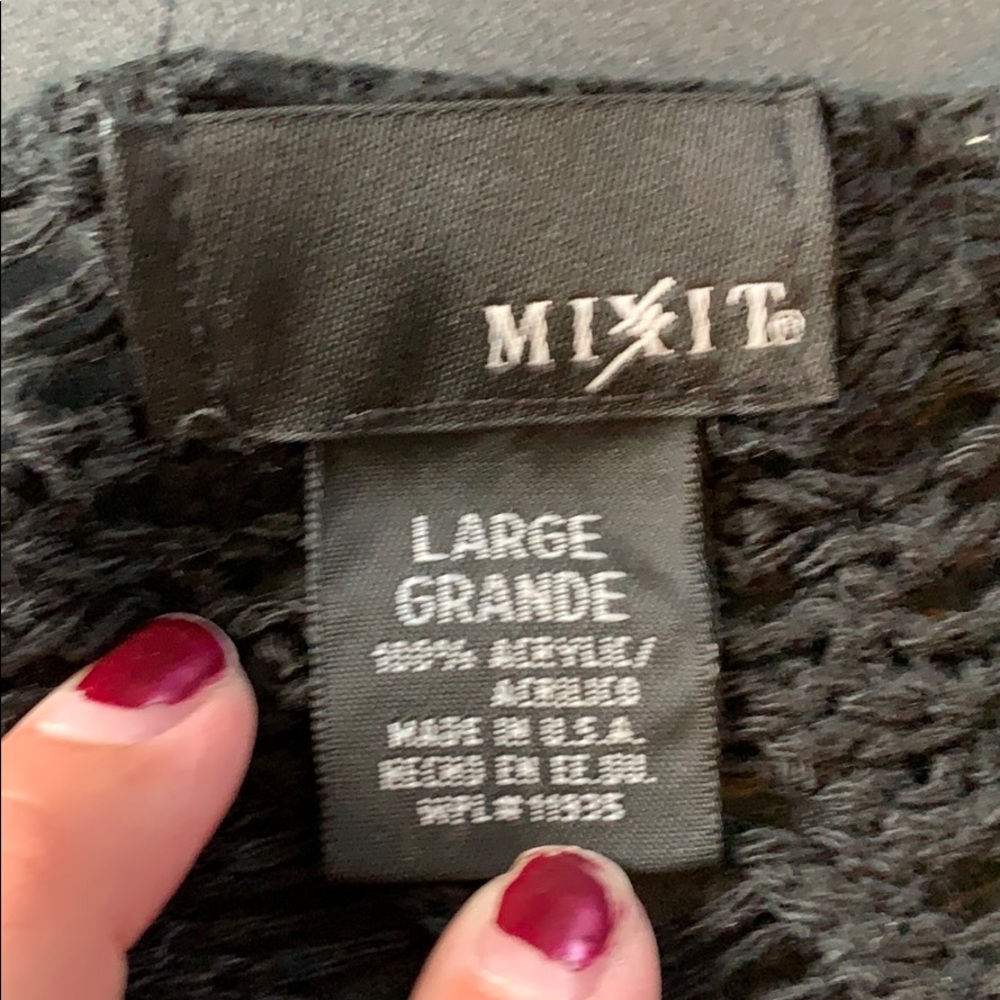 Cardigan - Picture 3 of 3
